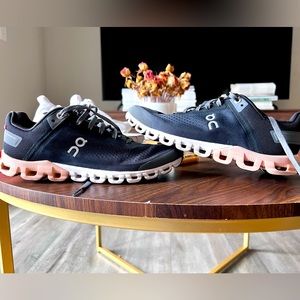 no defects. didn’t get enough wear out of them